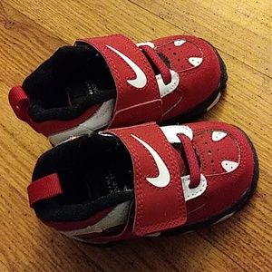 Red Nike Turf II